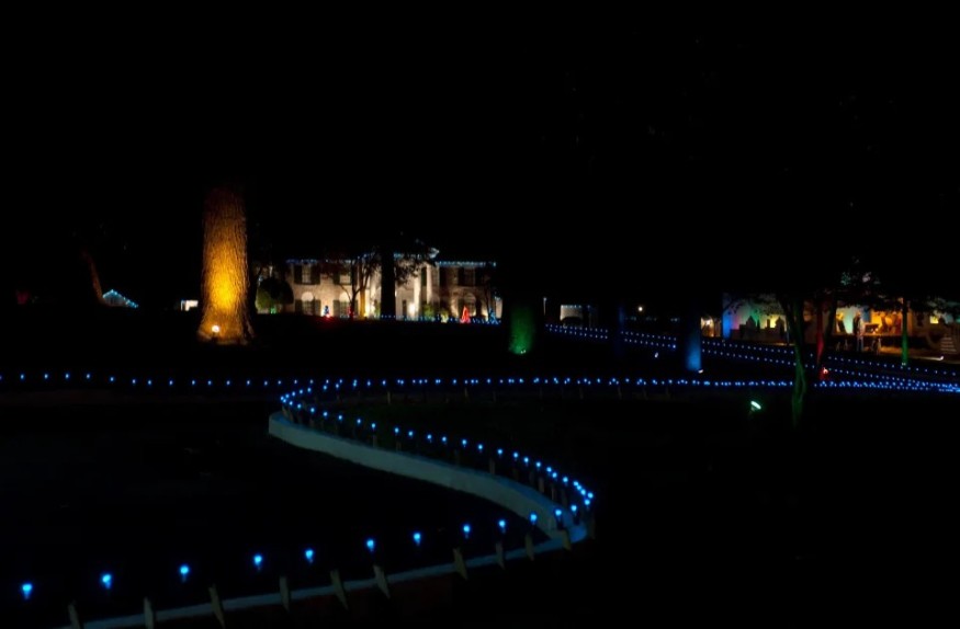 Elvis Holiday: Experience the Timeless Magic of Graceland Christmas Decor Traditions