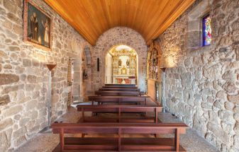 A Spectrum of Change in Ecclesiastical Architecture through Contemporary Stained Glass in Modern Church Interiors