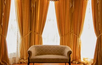 Top 10 Expert Tips for Perfectly Choosing Curtains and Drapes