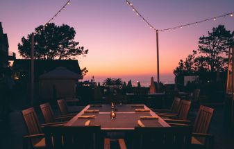 Top 10 Ways to Create an Inviting Outdoor Dining Experience