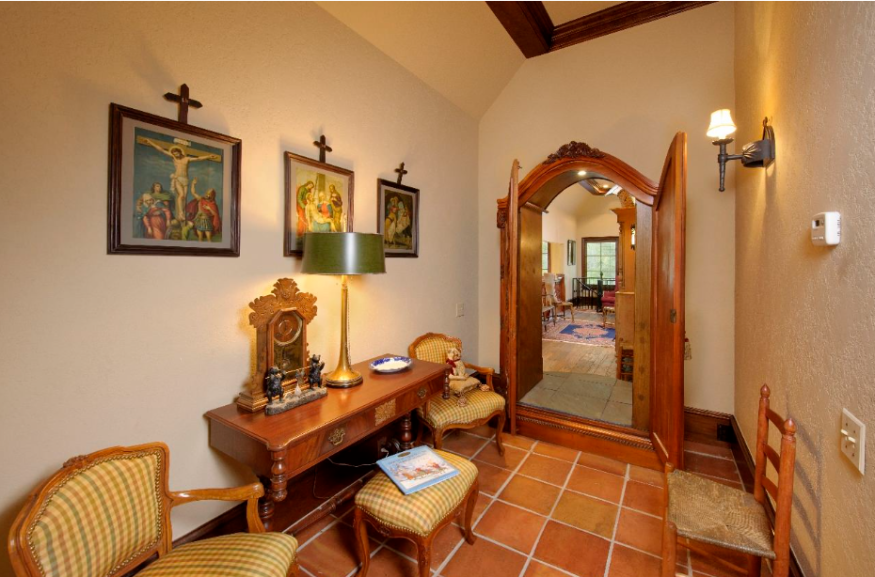 Old Mill House Mediterranean Entry, Houston